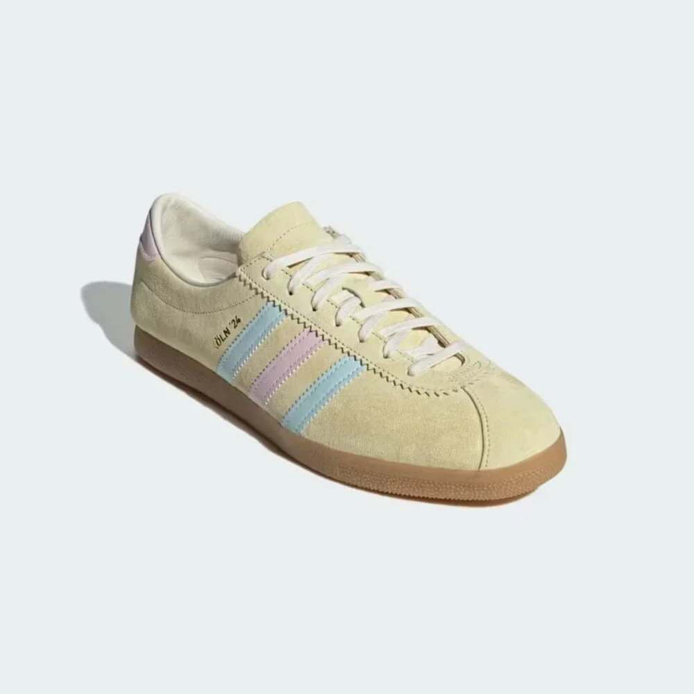 [NEW] Men's adidas Koln 24 Shoes Almost‎ Yellow IG6279